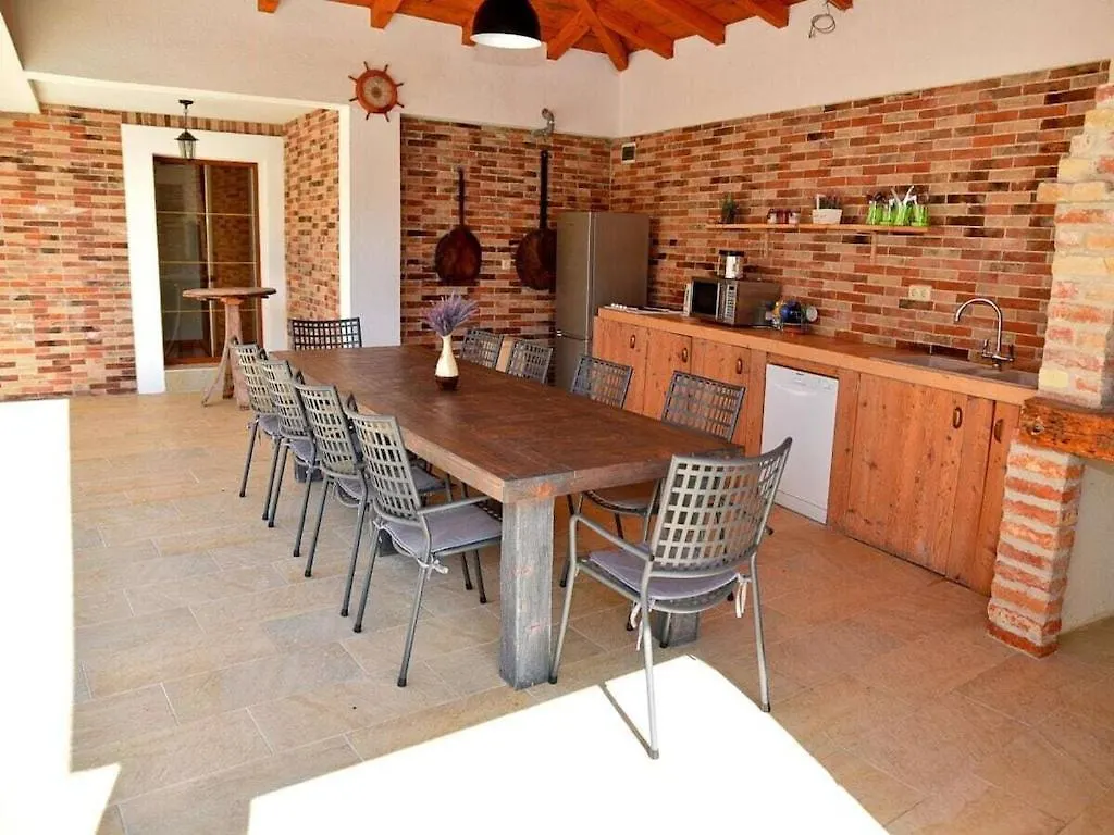 Stone Villa Anita With Pool Galovac