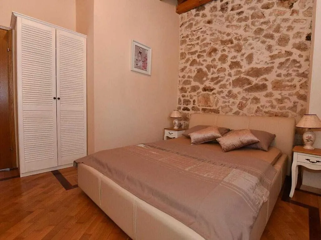Stone Villa Anita With Pool Galovac