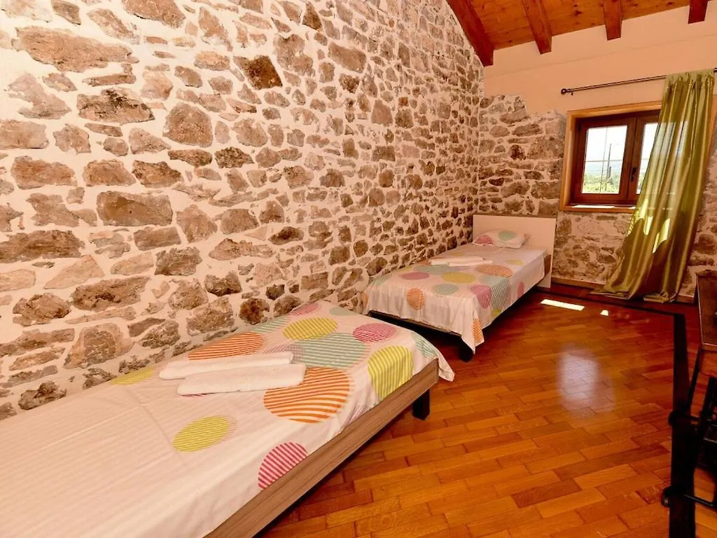 Stone Villa Anita With Pool Galovac