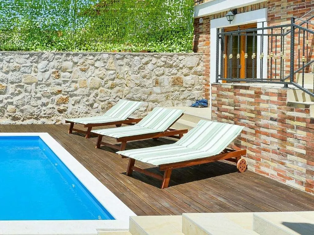 Stone Villa Anita With Pool Galovac